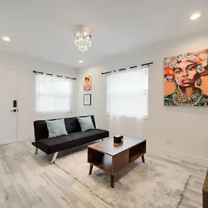 Modern Bayshore 46 , Tampa United States
